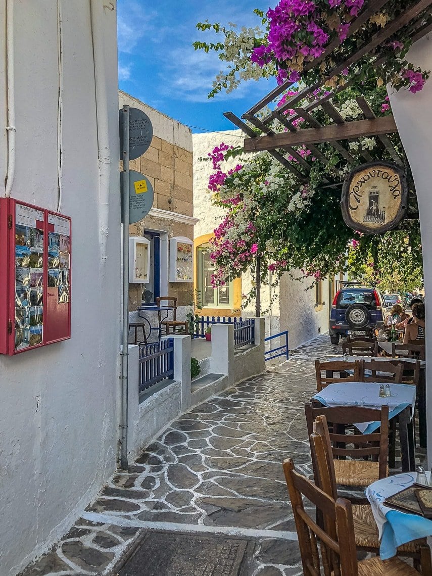Archontoula Restaurant in Plaka Milos