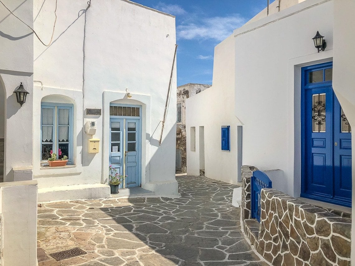 Plaka streets and cycladic houses