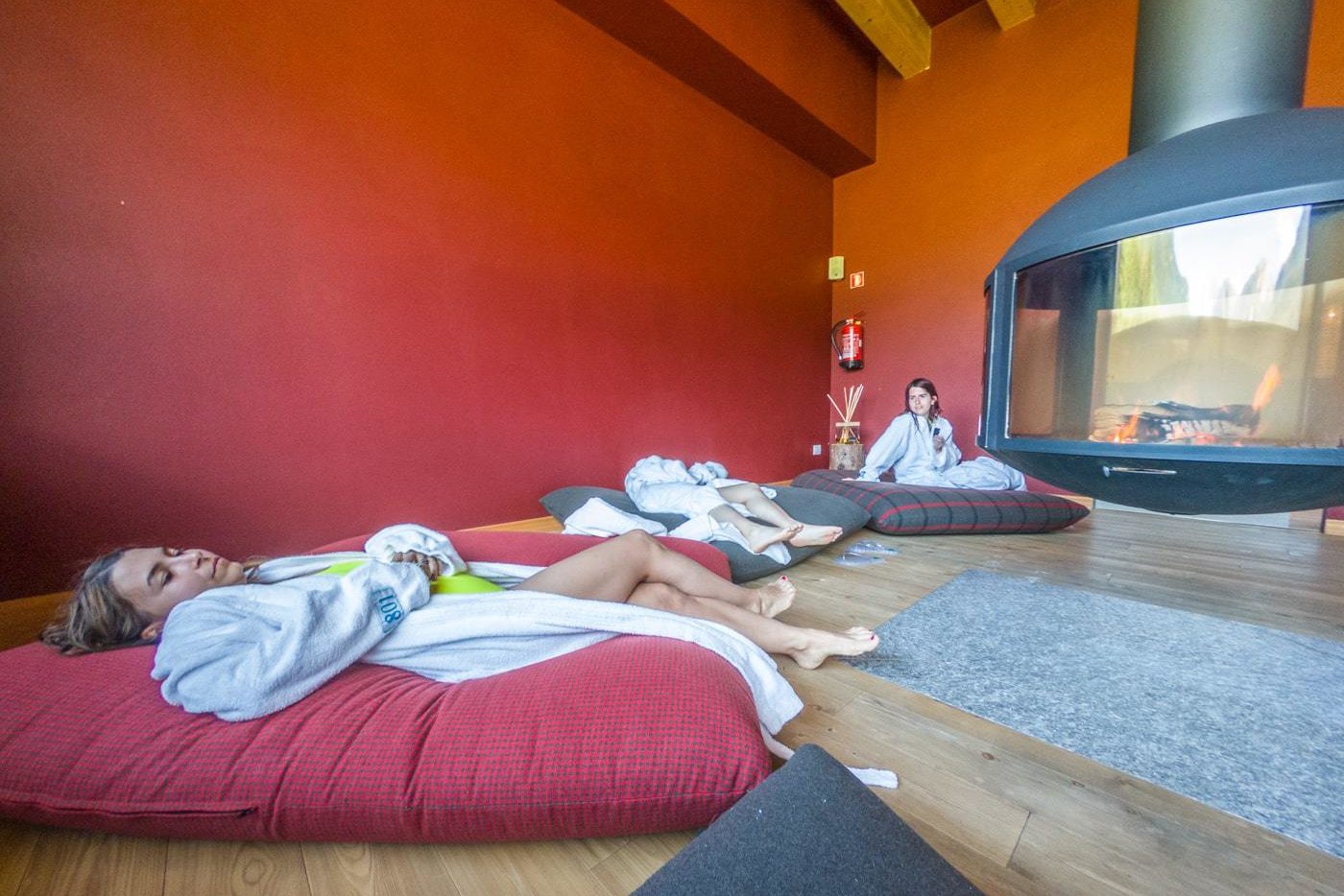 women relaxing in a relaxation room at qc terme spa